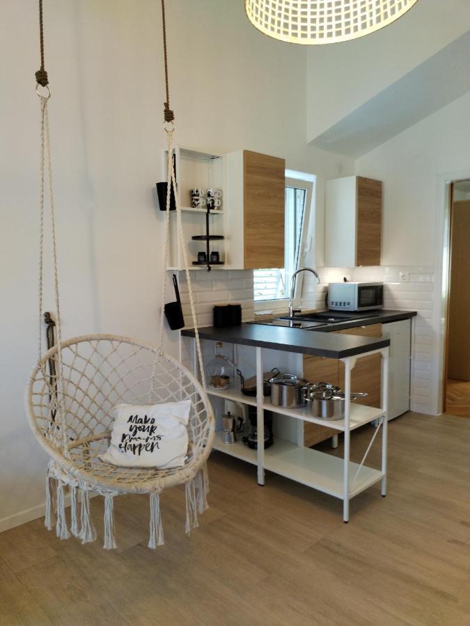 Apartments Hrestak Пореч Екстер'єр фото