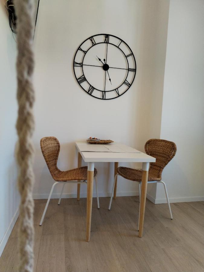 Apartments Hrestak Пореч Екстер'єр фото